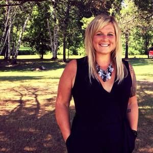 Meet your Posher, Laura